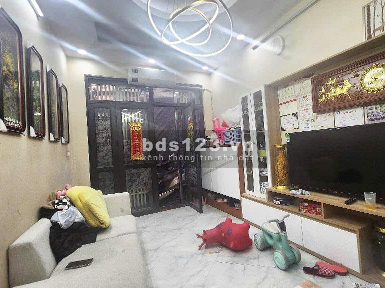 Vỡ Nợ Bán Gấp nhà xd22 Xuân Đỉnh 5.65 Tỷ 31m2 5 tầng sát Ô Tô Nội Thất 600 triệu