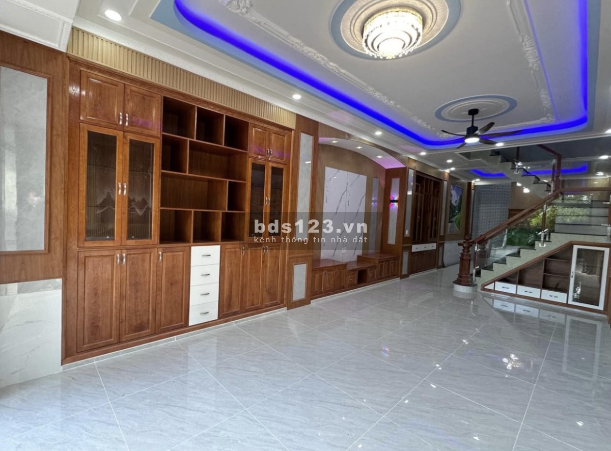 Bán gấp nhà ngay đường Nguyễn Văn Trỗi - An Phú - Thuận An BD
