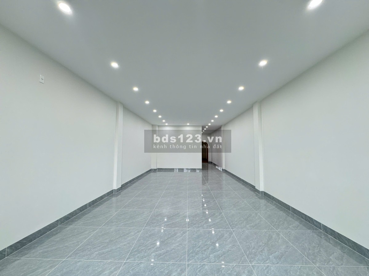 Nhà KDC đường Nguyễn Trọng Dân, P.4 Tp Gò Công, 115m2 2 lầu + ST, 4 phòng, Sổ hồng riêng hoàn công