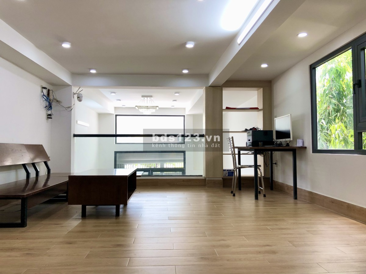 Lô góc MTKD Chợ Lớn Q6, 126m2 4 tầng, hoàn công, có 25tr/th, đắc địa, siêu hiếm, 25 tỷ TL
