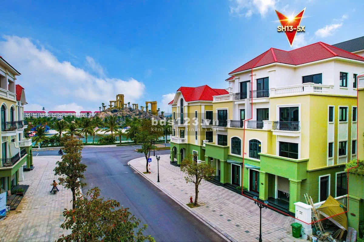 Bán BT Song Lập 160m trục đường rộng 20m sát biển hồ tạo sóng Vinhomes Ocean Park 2 giá 26 tỷ