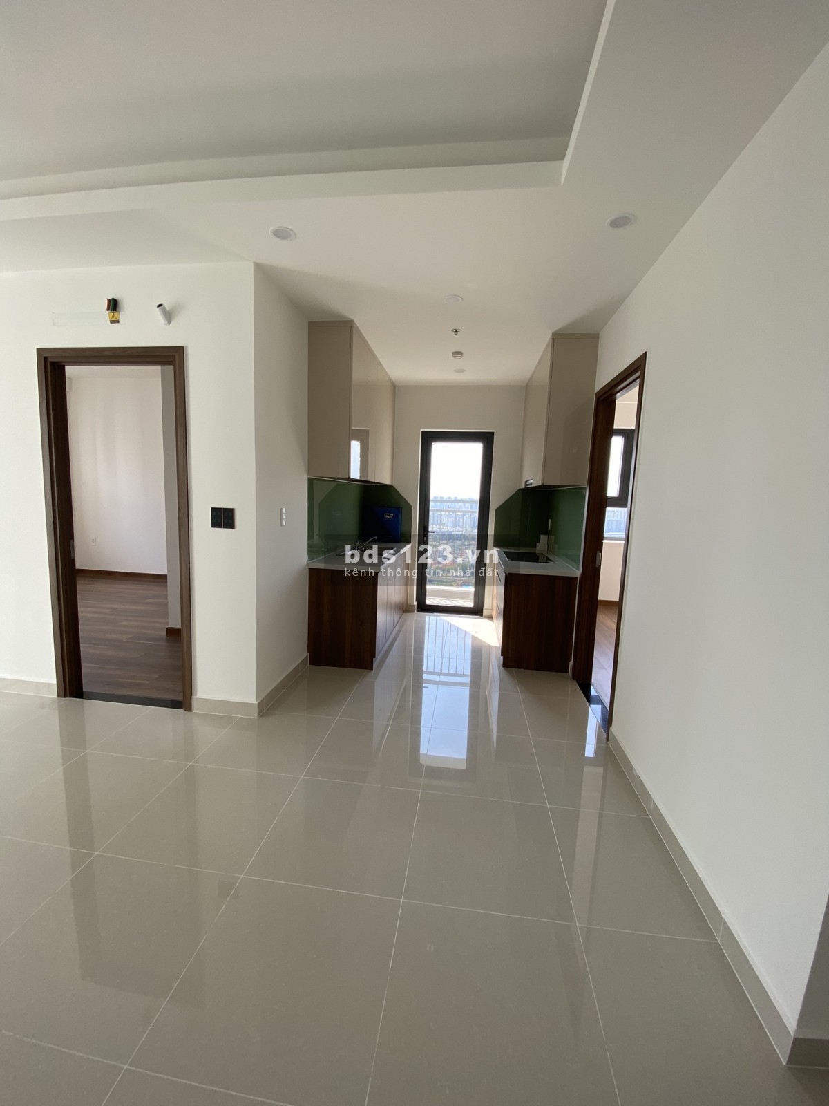 Cho Thuê 2PN 2WC 73m2 CĂN GÓC (Gần Full NT) tại Q7 Saigon Riverside. Giá 12 triệu. LH: 0906 600 593