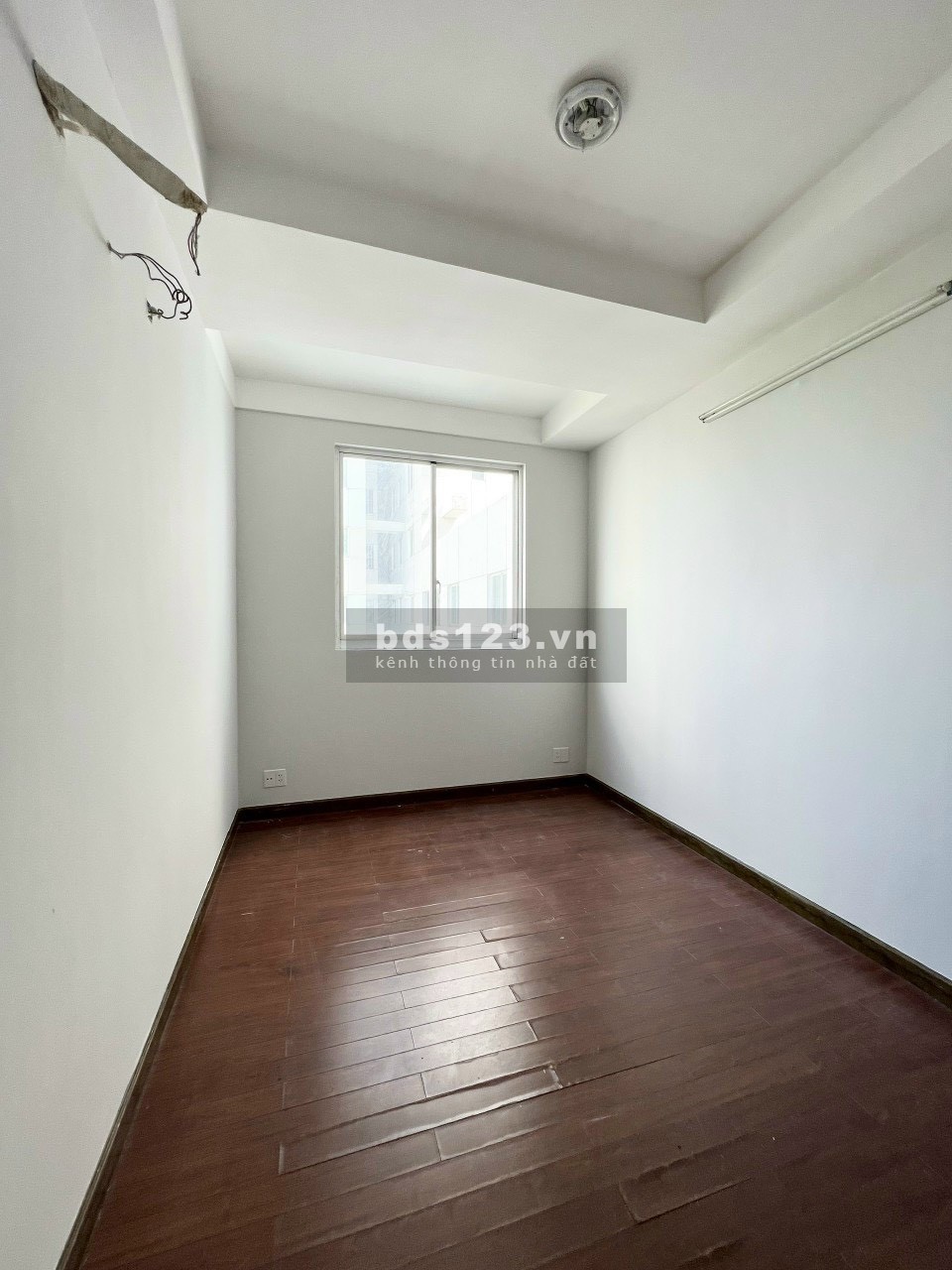 Cho thuê 3PN 2WC 127m2 BELLEZA, giá 9.5 triệu, tầng trung, ở liền.…