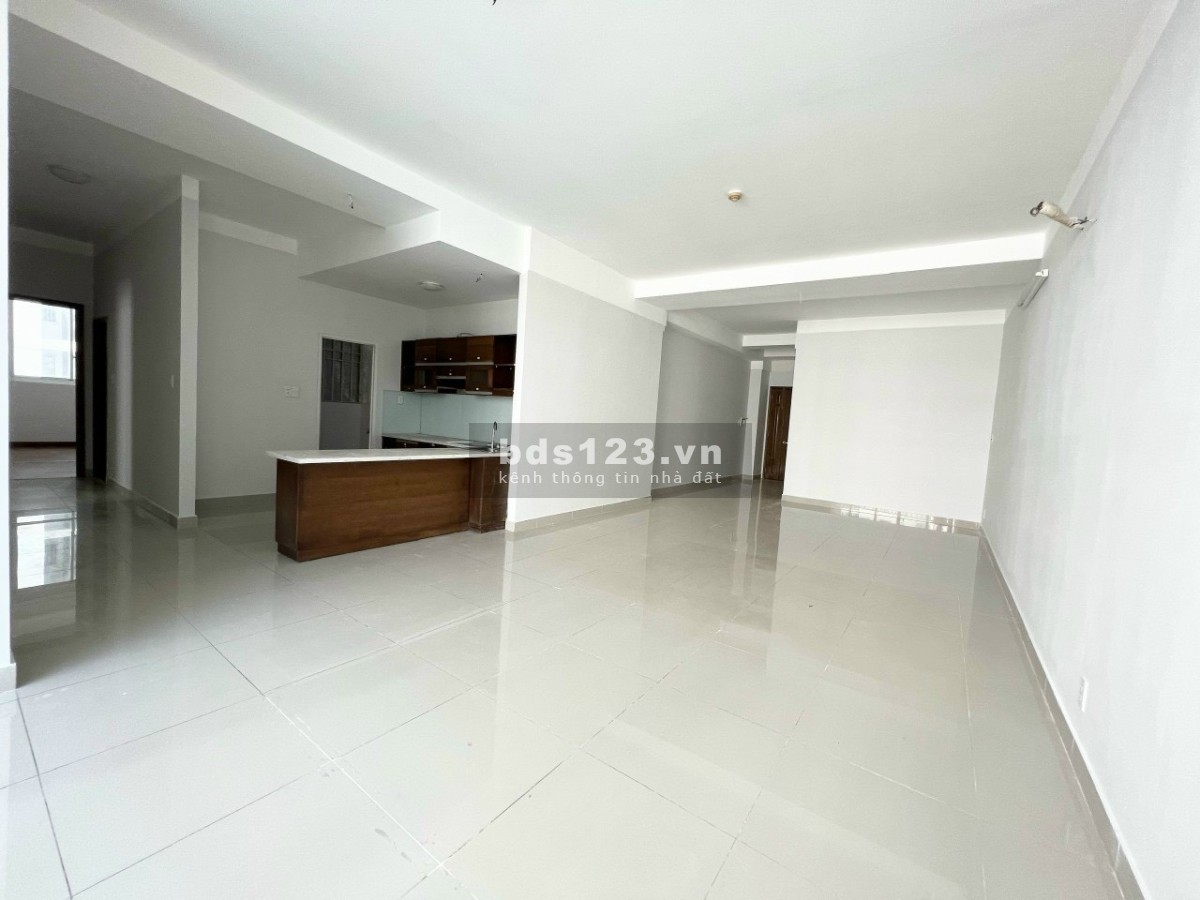 Cho thuê 3PN 2WC 127m2 BELLEZA, giá 9.5 triệu, tầng trung, ở liền.…