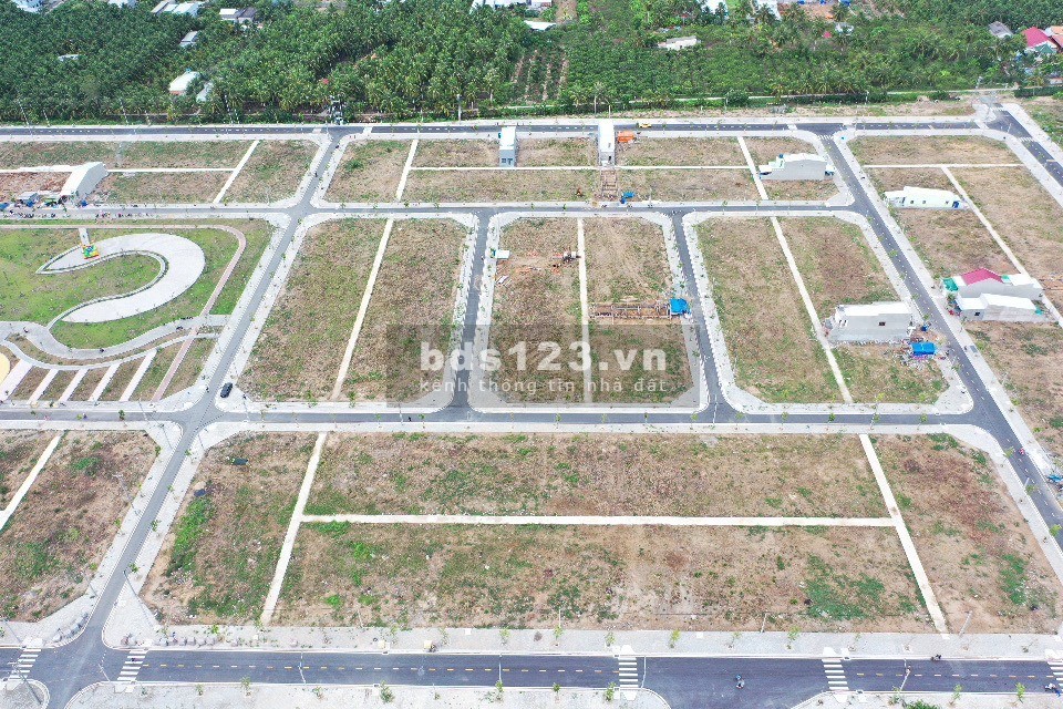 Có 2 nền tái định cư Phú Thuận, full thổ cư