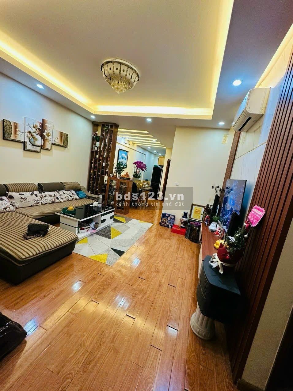 Chính chủ cần bán căn hộ 2PN Tặng Full nội thất. Giá hấp dẫn