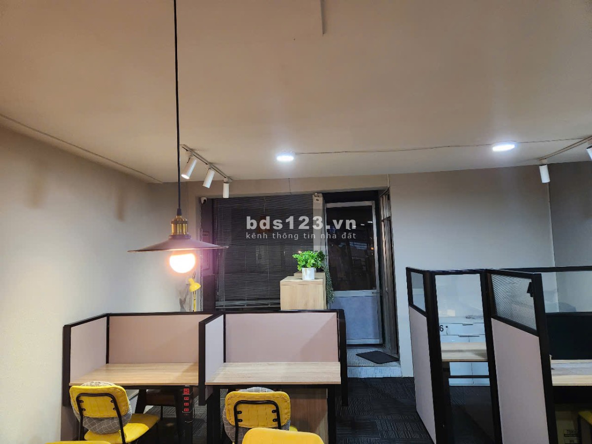 Văn phòng mặt tiền QL 13 Bình Thạnh 50M2 16 triệu cho thuê