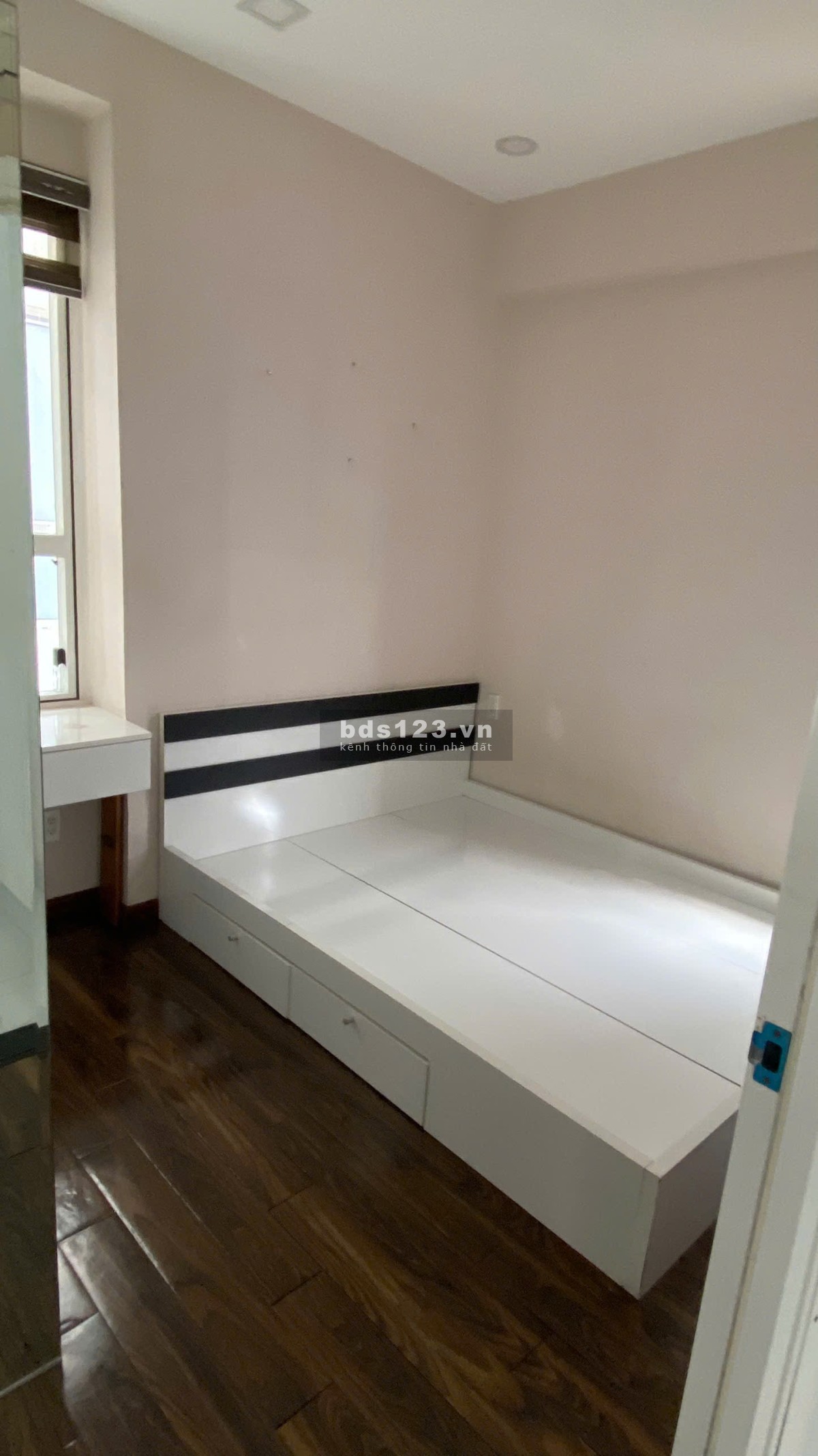 Cho thuê căn hộ 3pn2wc full nội thất chung cư Richstar quận Tân Phú