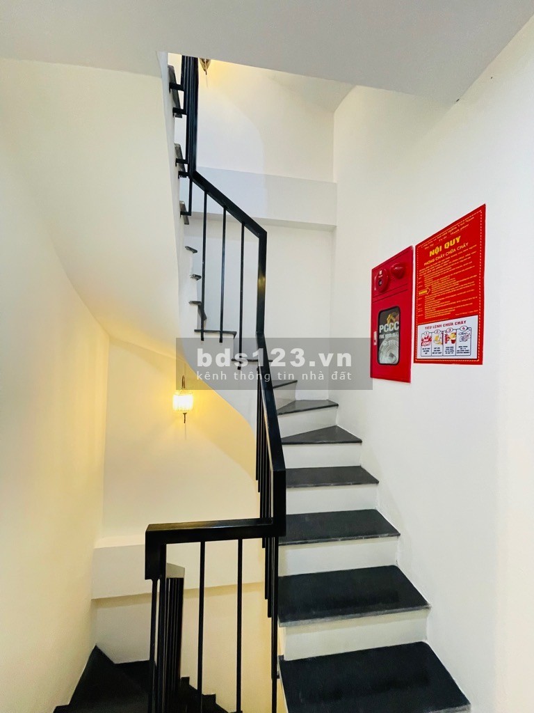 Đầu tư an toàn, 6 tầng thang máy, 2 thoáng, phân lô ôt tránh Cầu Giấy, dòng tiền hơn 800 triệu/
