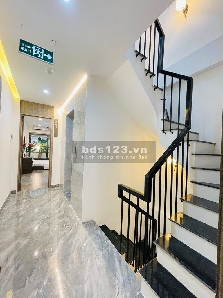 Đầu tư an toàn, 6 tầng thang máy, 2 thoáng, phân lô ôt tránh Cầu Giấy, dòng tiền hơn 800 triệu/