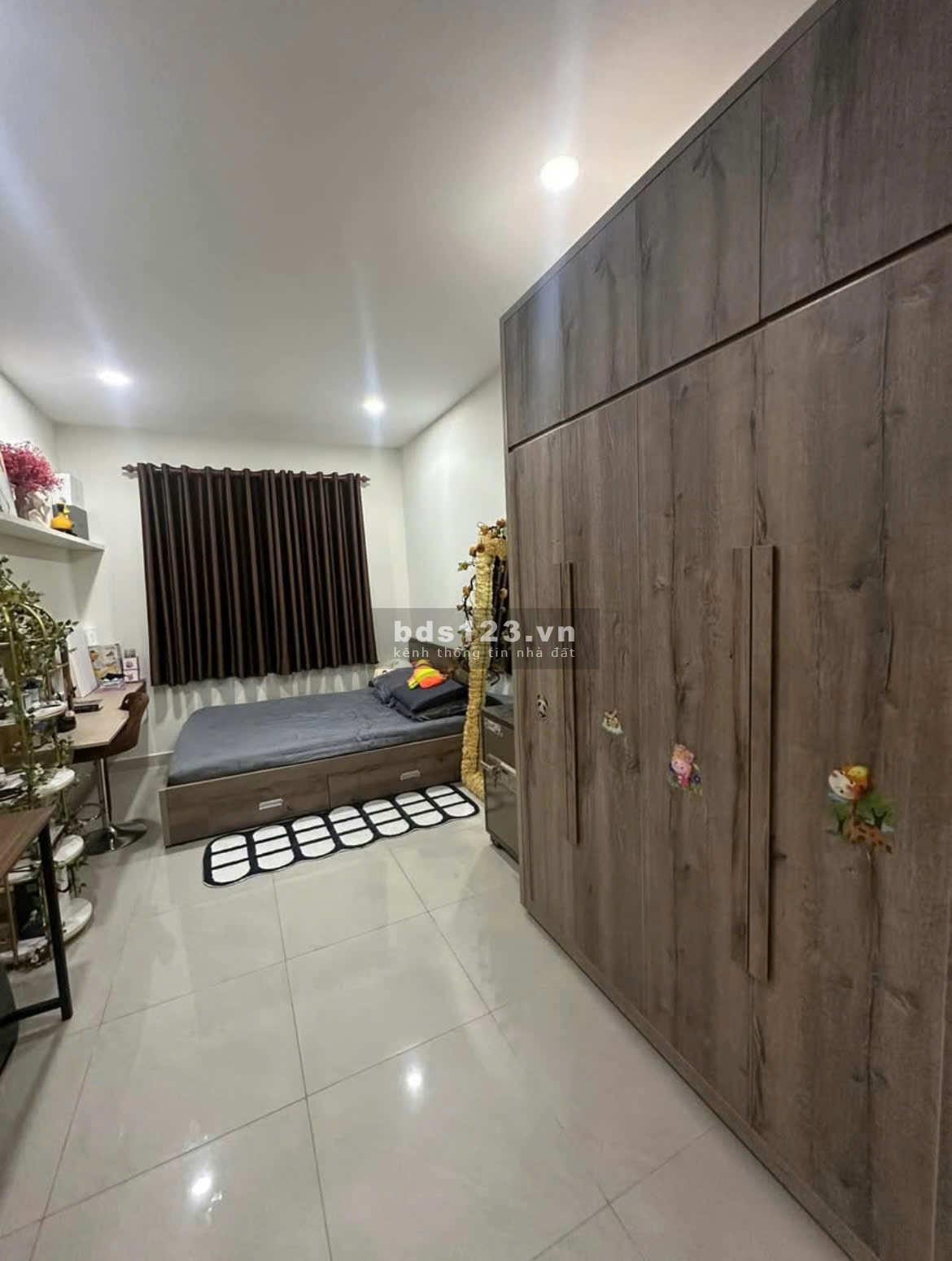 Chung cư Carillon 3, Hoàng Hoa Thám,P13, TB, 82m2, Nội thất, 12tr/tháng.