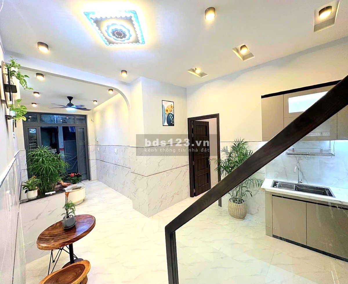 Bán nhà quận 6 - Nhà xây mới tinh - Nhà nở hậu cực đẹp - Giá sinh viên - 4.6 T