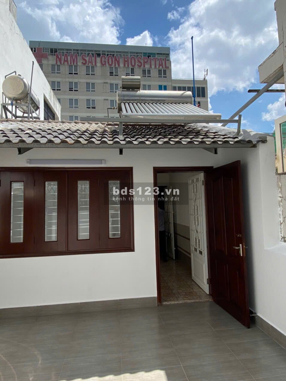 Cho thuê nhà MT đường 24m khu Trung Sơn. DT 5x20m, 5 lầu sân thượng, có 9PN lớn giá 58tr/tháng