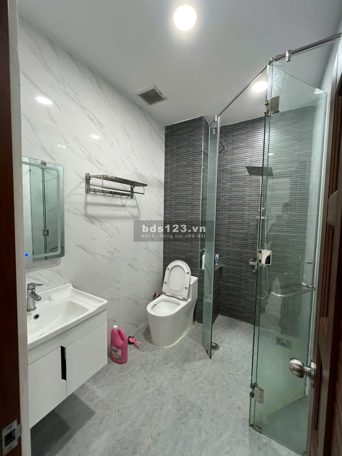 Cho thuê nhà phố mới ở Bình Tân