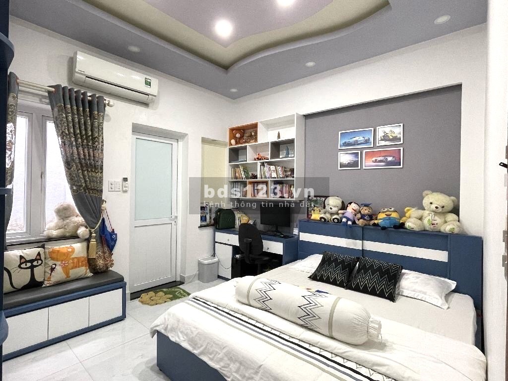 Bán nhà quận 11 - Hẻm xe hơi kinh doanh cực đỉnh - 3 tầng BTCT mới đẹp - 10.7 T