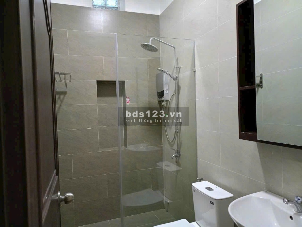 Chung cư 8X Thái An, Phan Huy Ích, GV: 79m2, 2p ngủ, 2wc 7tr/th