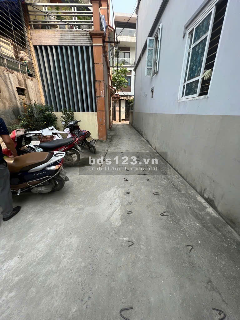 Căn nhà ngon Ỷ La, Hà Đông - Đất chia 2 lô - Đầu tư xây bán - Mặt tiền siêu rộng giá tốt cho khách