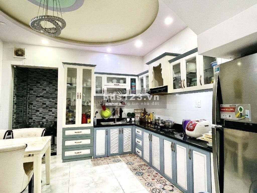 Bán nhà quận 11 - Hẻm xe hơi kinh doanh cực đỉnh - 3 tầng BTCT mới đẹp - 10.7 T