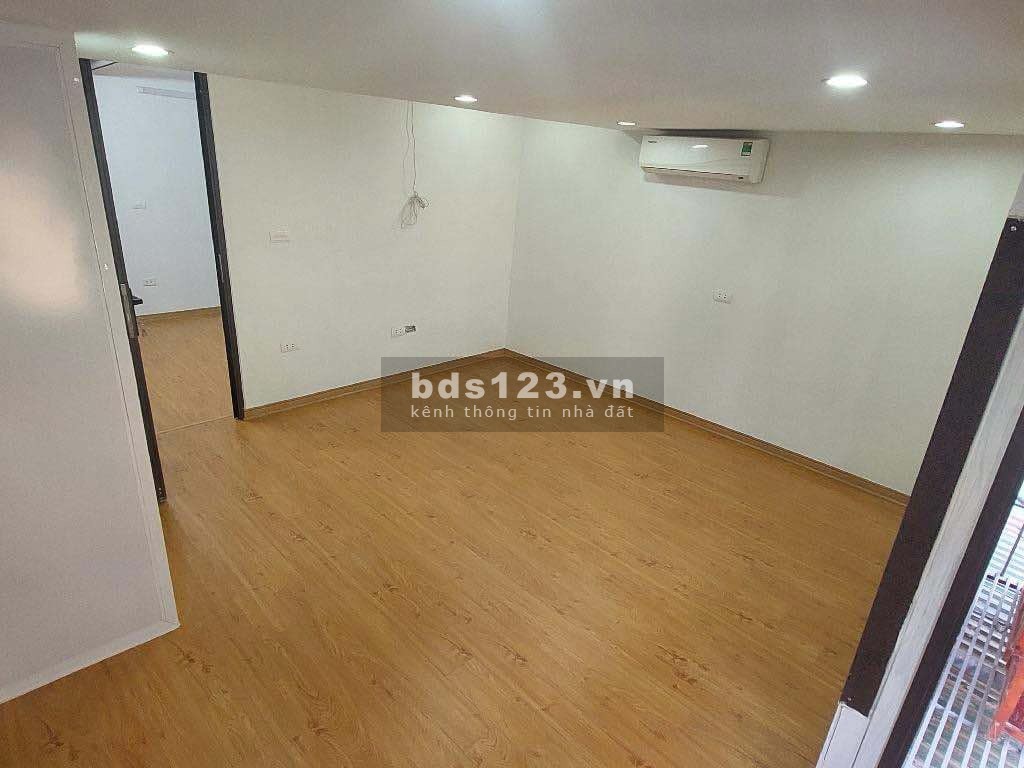 Bán gấp căn hộ tập thể Thành Công siêu đẹp, mặt ngõ ô tô, ở ngay, an sinh - 3.45 tỷ