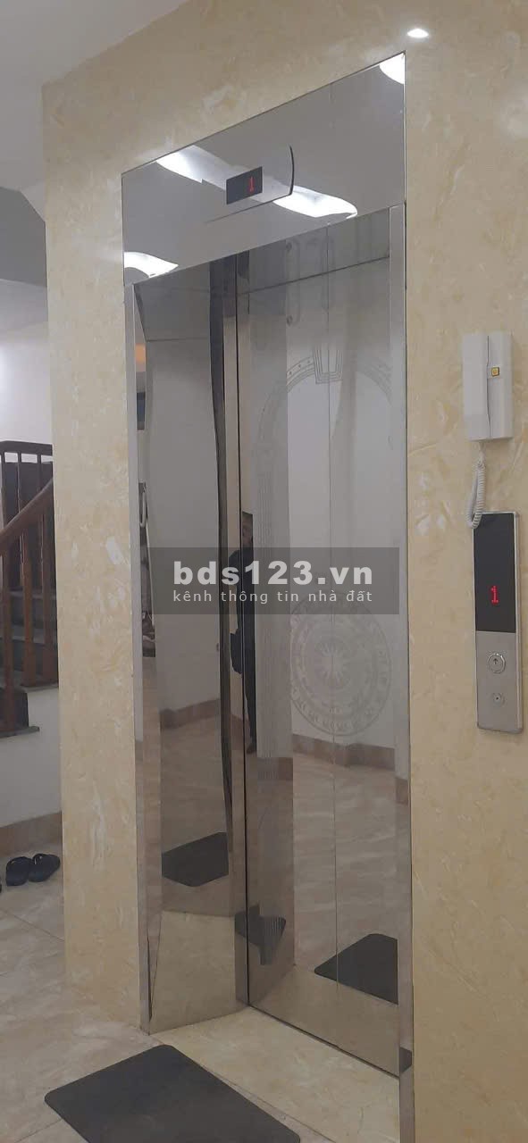 Chỉ 11 tỷ thôi có ngay nhà vừa ở vừa kinh doanh tại Chợ Mỗ Lao