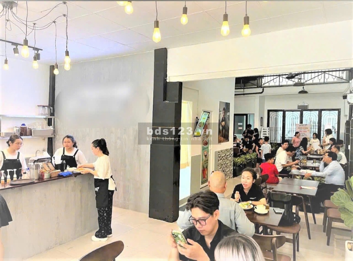 cho thuê nguyên Lâm Văn Bền Quận 7,vị trí KD đắc địa,phù hợp KD đa nghành nghề