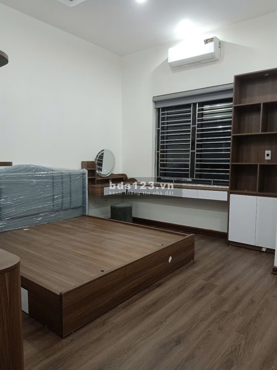 Hơn 7 tỷ thôi 54m x 4 tầng, chính chủ gửi bán nhà đẹp Dương nội ở ngay ngõ thông Ô tô