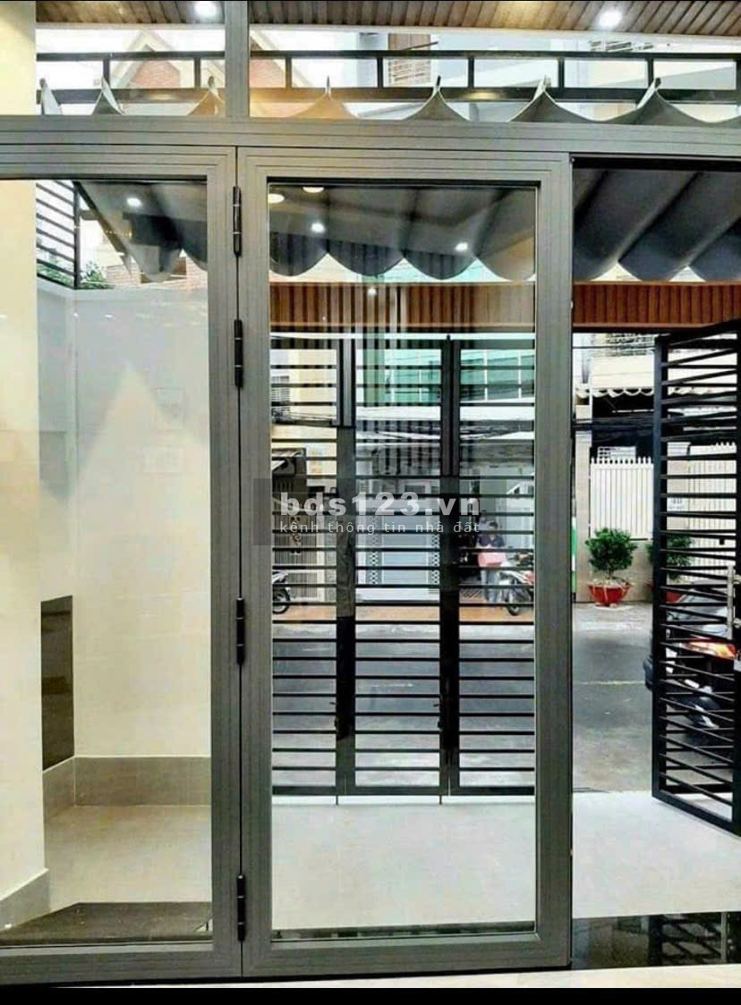 Sát cánh cùng đổi tuyển Việt Nam lượt về cần bán gấp căn nhà ở dường Bình Trị Đông quận Bình Tân