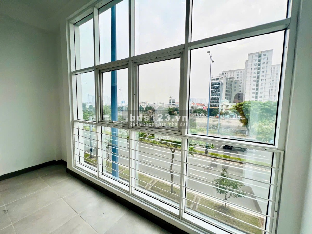 Bán Gấp Trước Tết Toà nhà mặt tiền kinh doanh - 130m2- 6 Lầu ngay Võ Văn Kiệt, 8.5 tỷ(TL)