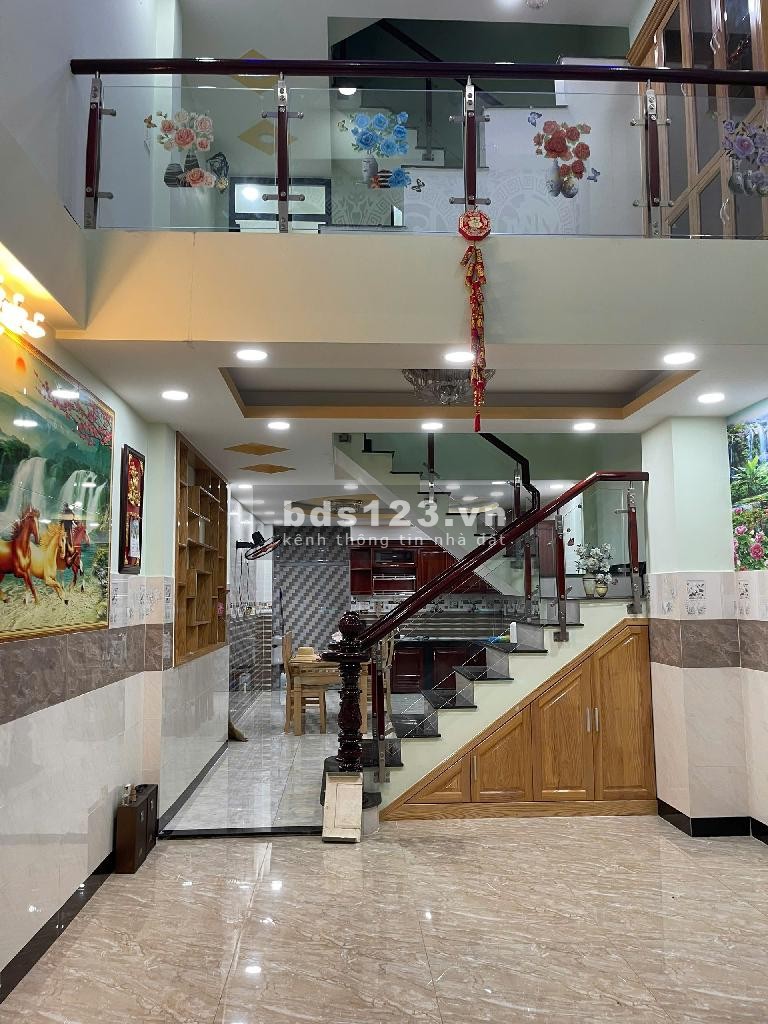 Bán nhà mới đẹp ô tô vô ngủ Trường Chinh, 4x16m, 5 tầng, 5 phòng ngủ, 6 WC. Giá rẻ chỉ nhỉnh 6 tỷ