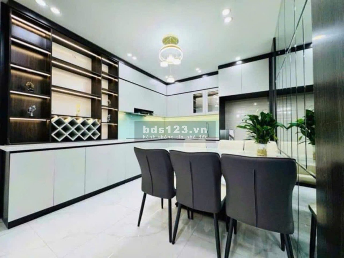 12 tỷ 56 m2 phân lô vỉa hè La Khê, nhà đẹp 5 tầng ở luôn