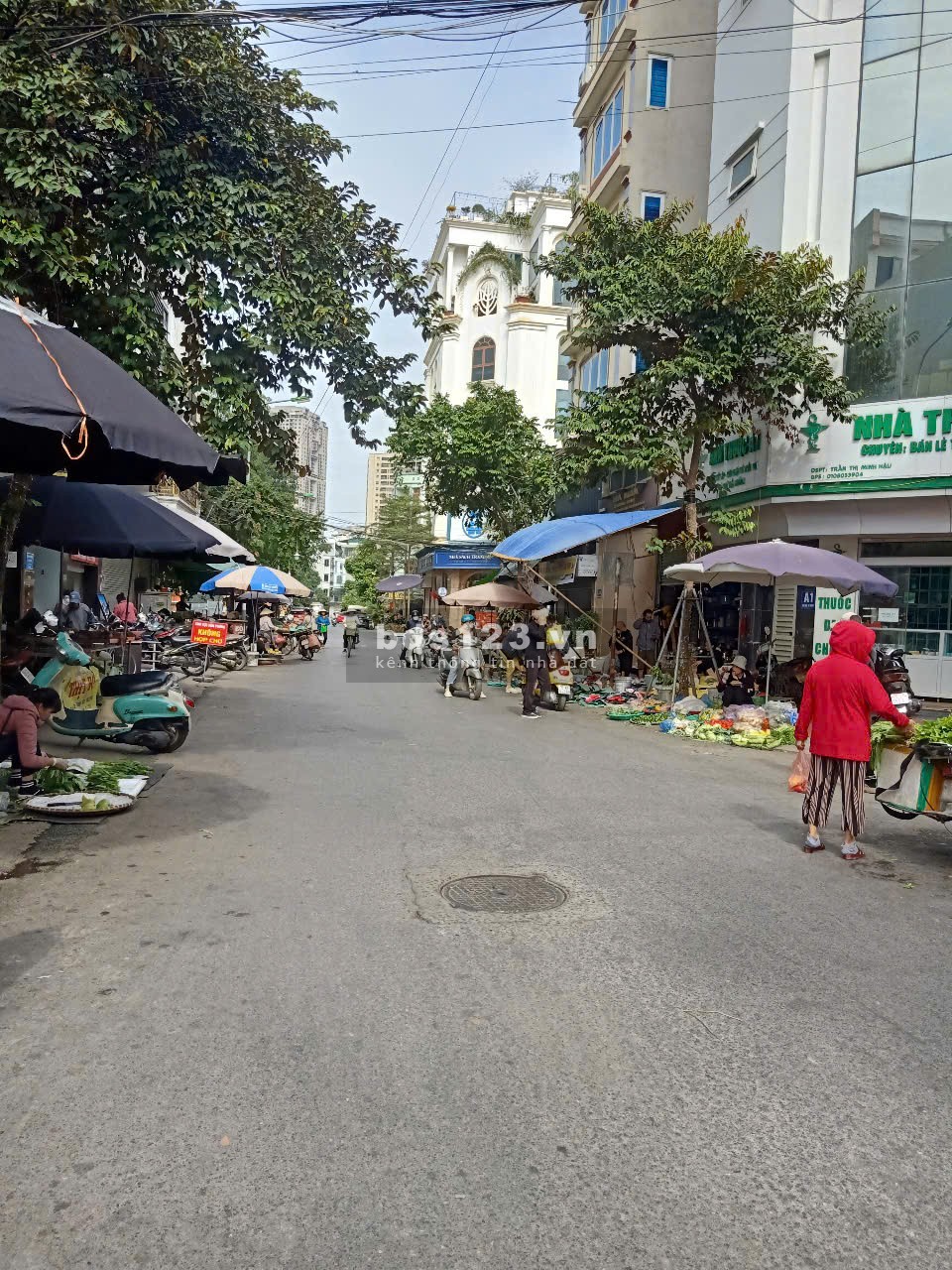 Chỉ tầm 10 tỷ thôi, Chủ F0 nhờ bán nhanh phân lô cán bộ ô tô Ngô Thì Nhậm Hà đông