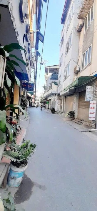 Mễ Trì Thượng chỉ 10 tỷ anh chị có thể sở hữu căn nhà 6 tầng 40m2 hai ô tô tránh nhau