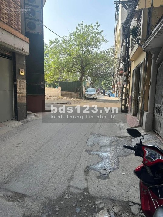 Mễ Trì Thượng chỉ 10 tỷ anh chị có thể sở hữu căn nhà 6 tầng 40m2 hai ô tô tránh nhau