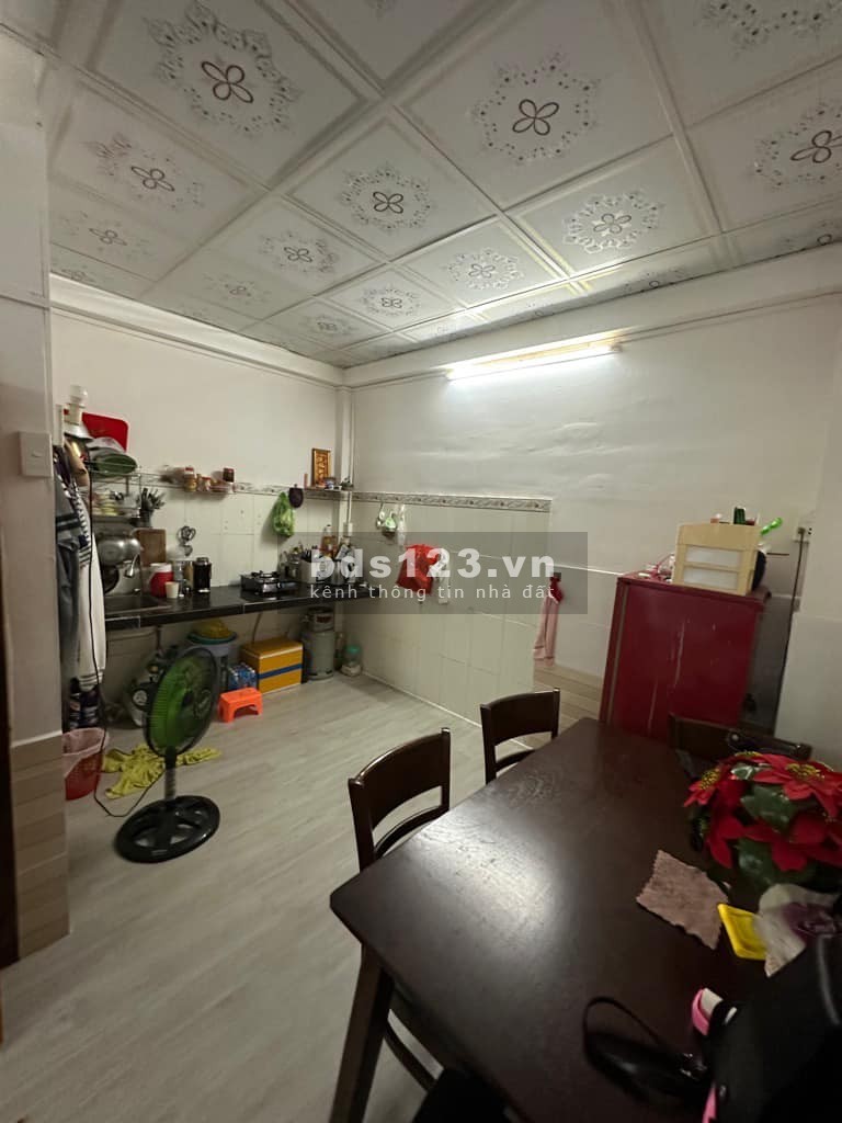 Trung tâm Q8, hẻm xe hơi, 125m², tương lai ra 2 mặt đường. Chính chủ lâu đời, chưa qua đầu tư