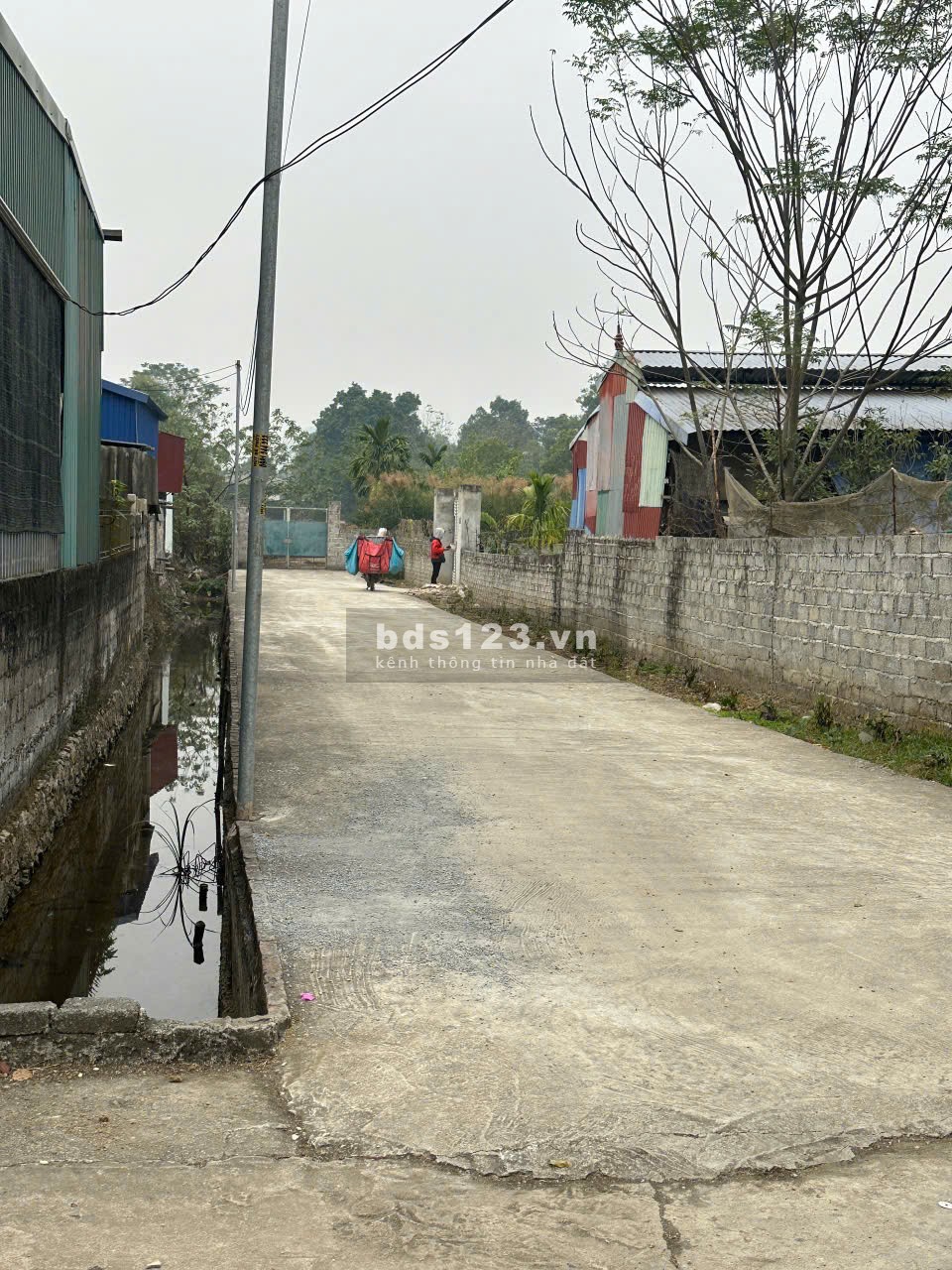 Bên em mở bán 2 lô tại hợp thanh Mỹ Đức F0, hiện chuẩn bị làm mặt bằng.