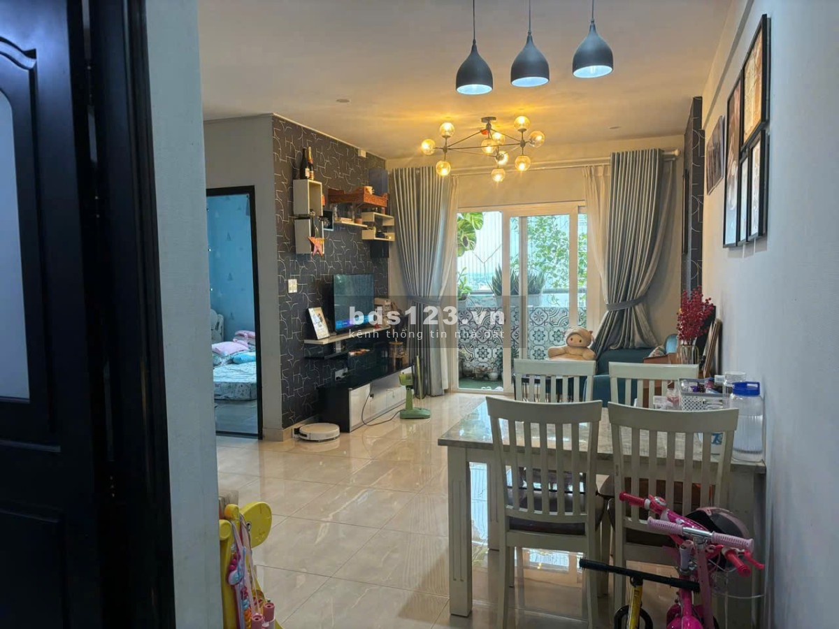 Chung cư Screc Tower, Trường Sa, Q3: 60m2, 1 p ngủ + Có Nt giá 10,5tr/th
