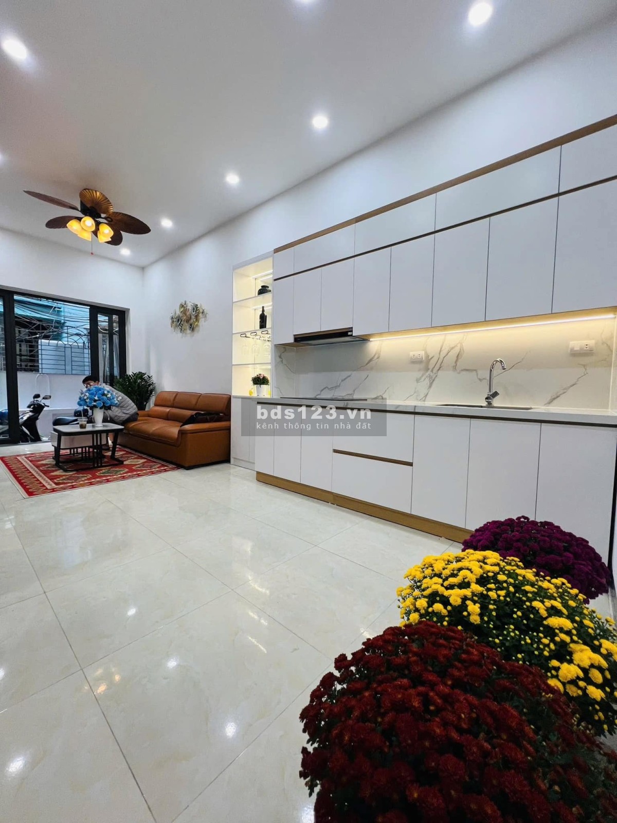 Vị trí Quan Hoa, Cầu Giấy - Ngõ ngã 3 đường Cầu Giấy và Nguyễn Văn Huyên