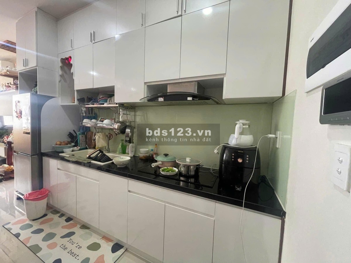 Chung cư Carillon 3, Hoàng Hoa Thám, P13, TB. 74m2, Nội thất, 9tr/tháng.