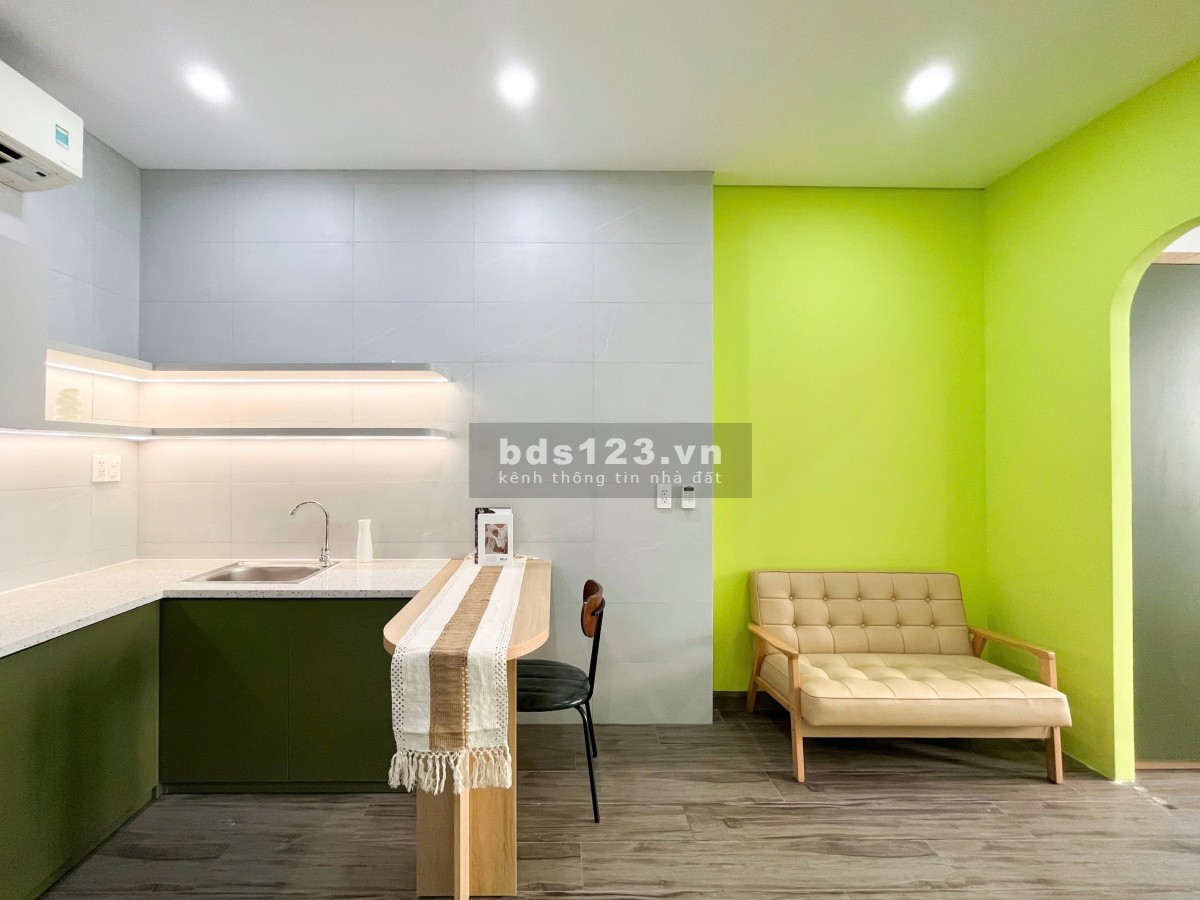 Cho thuê căn hộ 40m², full nội thất, ban công siêu đẹp, đường Nguyễn Thị Nhỏ, Quận Tân Bình