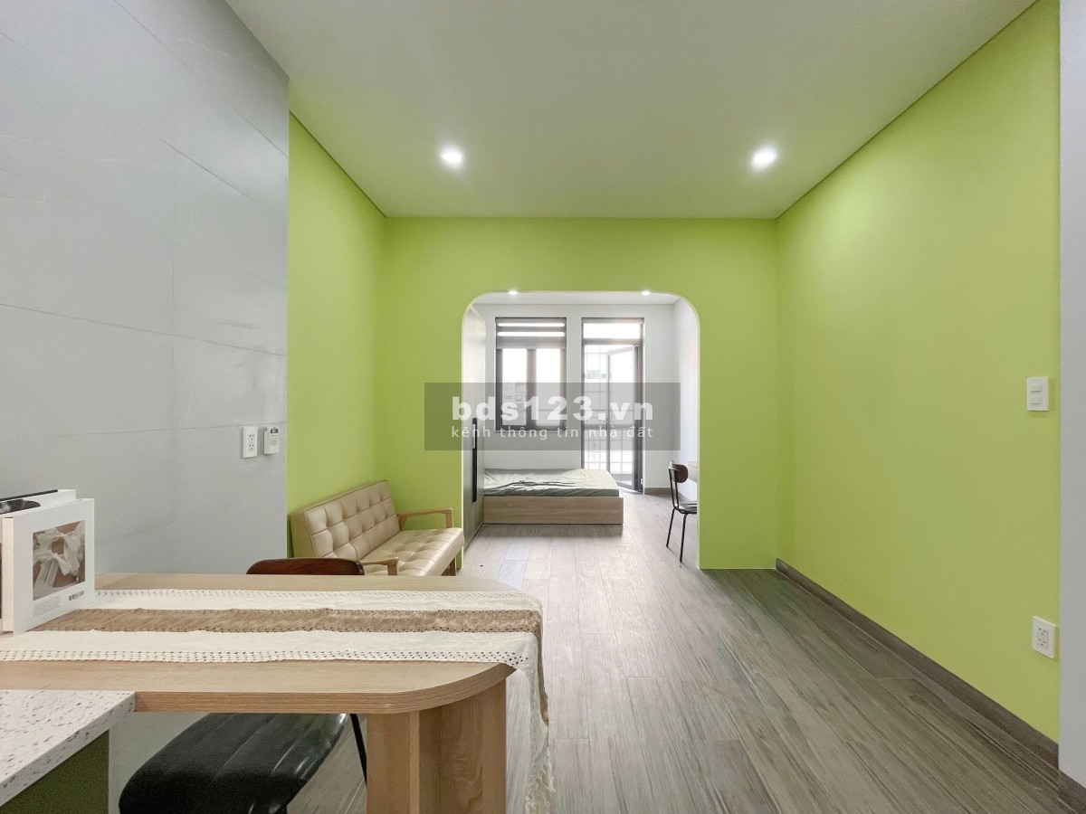 Cho thuê căn hộ 40m², full nội thất, ban công siêu đẹp, đường Nguyễn Thị Nhỏ, Quận Tân Bình