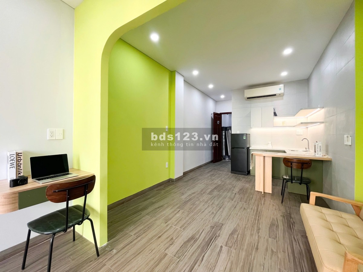 Cho thuê căn hộ 40m², full nội thất, ban công siêu đẹp, đường Nguyễn Thị Nhỏ, Quận Tân Bình