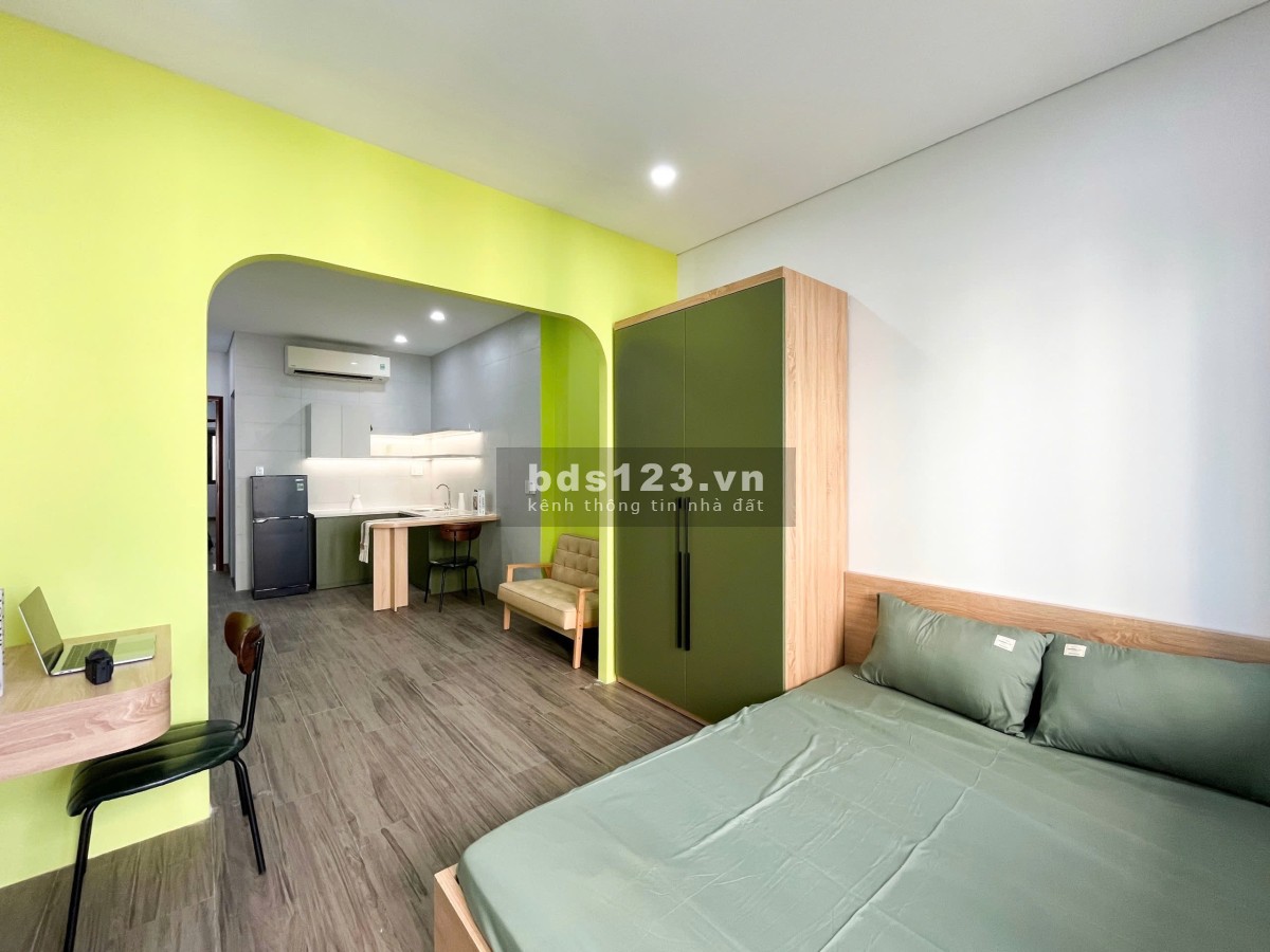 Cho thuê căn hộ 40m², full nội thất, ban công siêu đẹp, đường Nguyễn Thị Nhỏ, Quận Tân Bình
