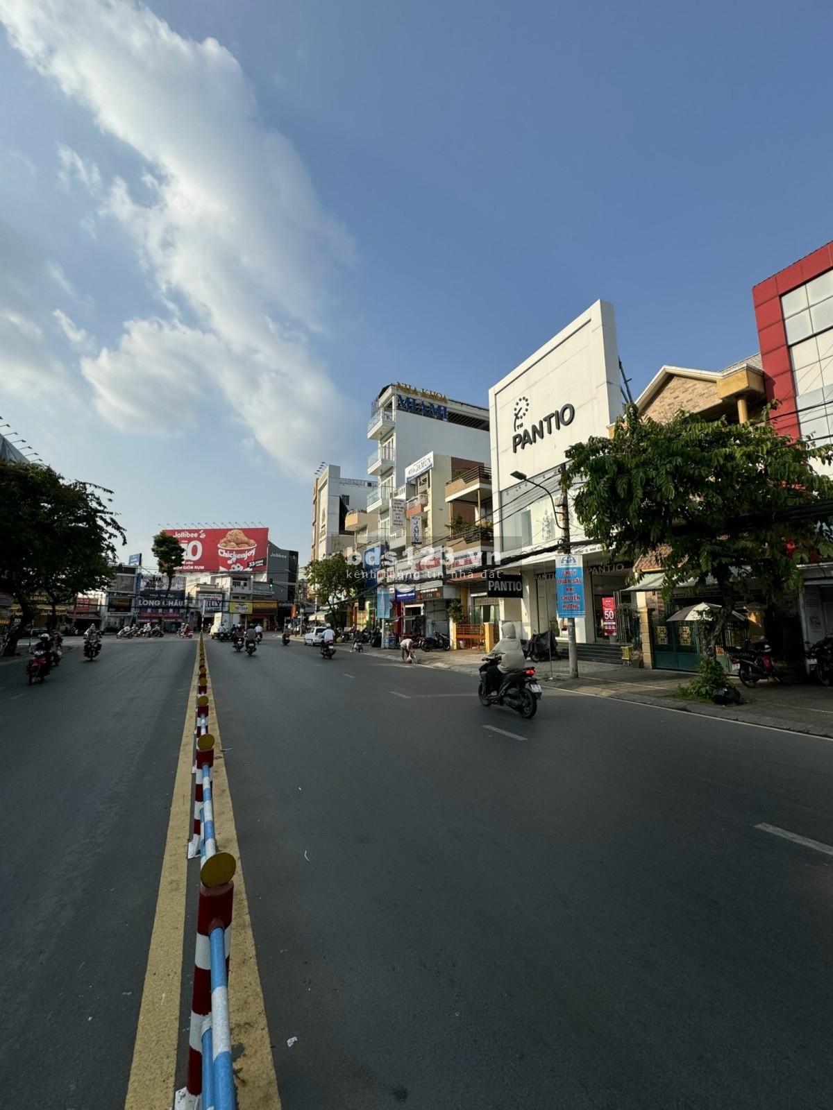 Cho thuê nhà mặt tiền đường Lý Tự Trọng, trung tâm tp Cần Thơ
