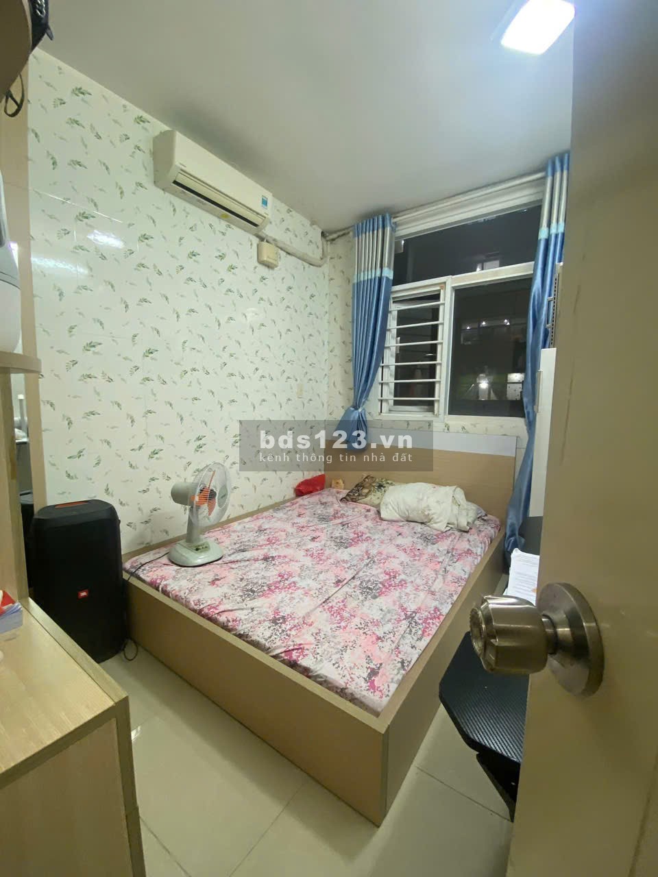 Chung cư Miếu Nổi (thang máy), Vũ Huy Tấn, BT: 9tr5/th, 2p ngủ, NT 65m2