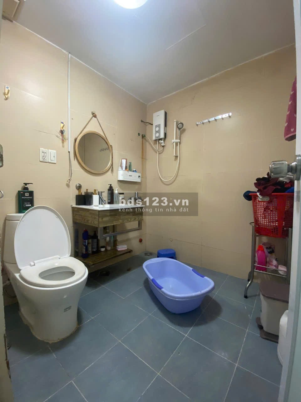 Chung cư Miếu Nổi (thang máy), Vũ Huy Tấn, BT: 9tr5/th, 2p ngủ, NT 65m2