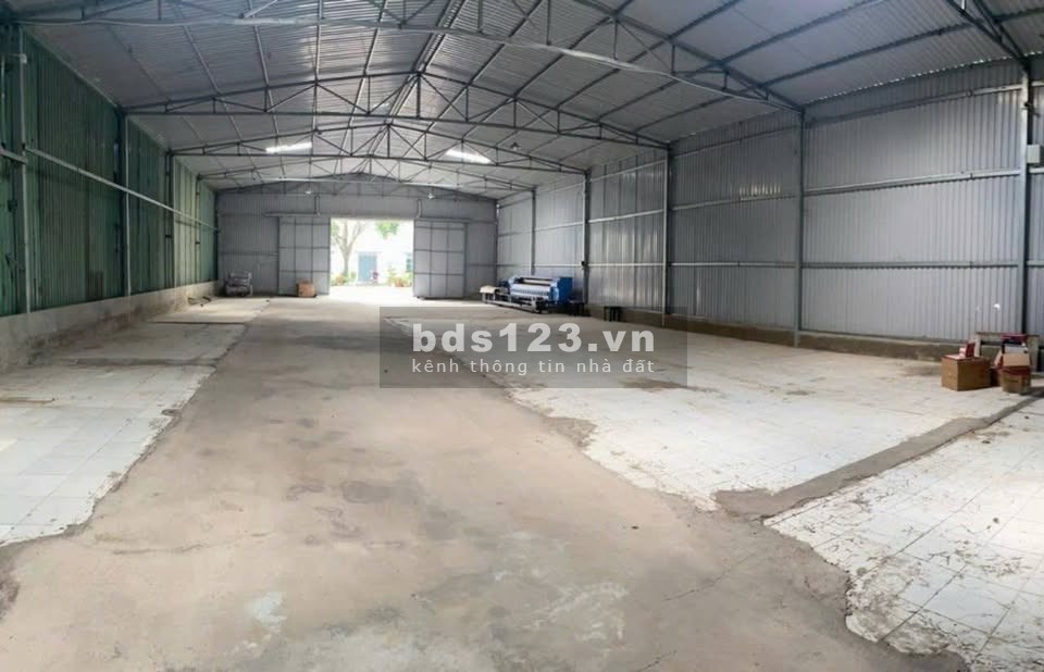 Cho thuê kho xưởng 4000M2 Tô Ký, Tân Chánh Hiệp, quận 12, giá 300 triệu