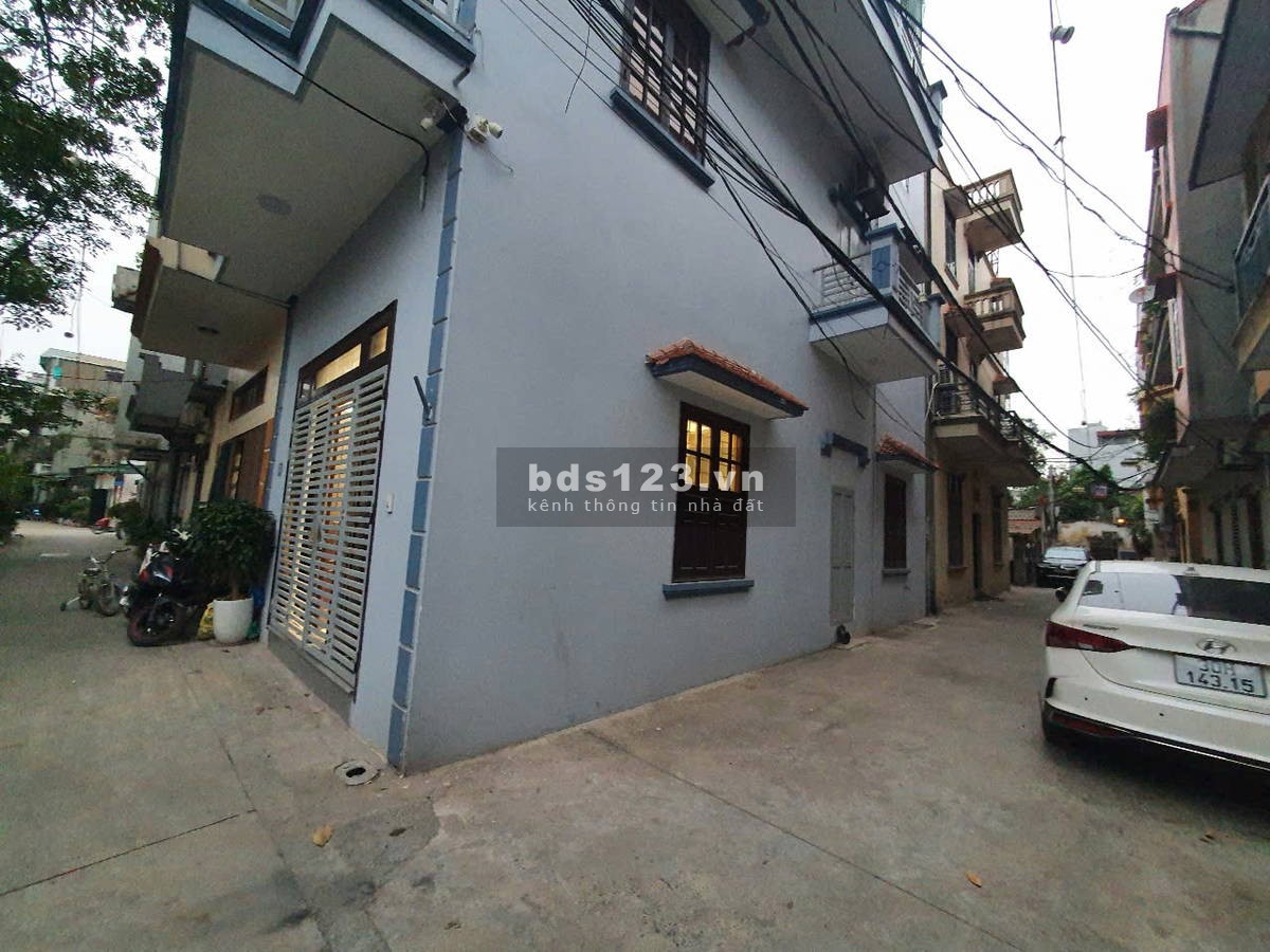 Bán nhà Ngọc Thuy, Long Biên, diện tích 47/50m², xây 5 tầng + 1 tum