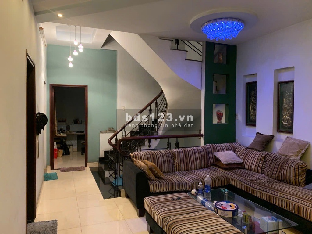 MTKD Lê Văn Chí, Linh Trung TD, 130m2, ngang 8m, Hiếm có. Giá 22 tỷ