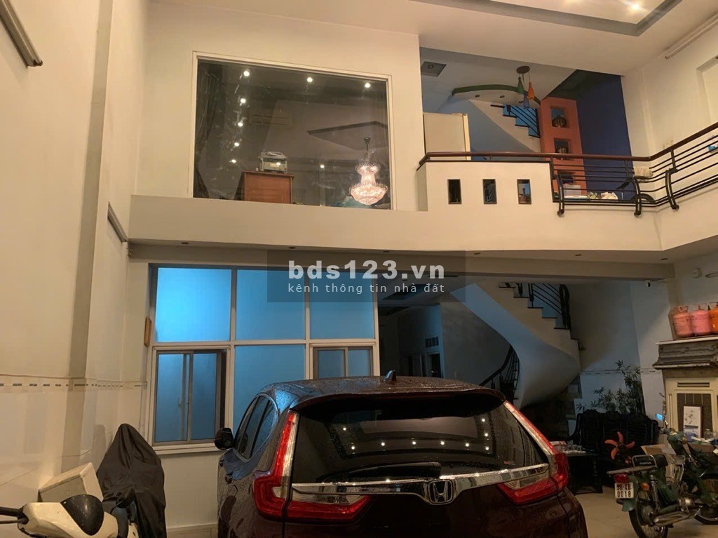 MTKD Lê Văn Chí, Linh Trung TD, 130m2, ngang 8m, Hiếm có. Giá 22 tỷ