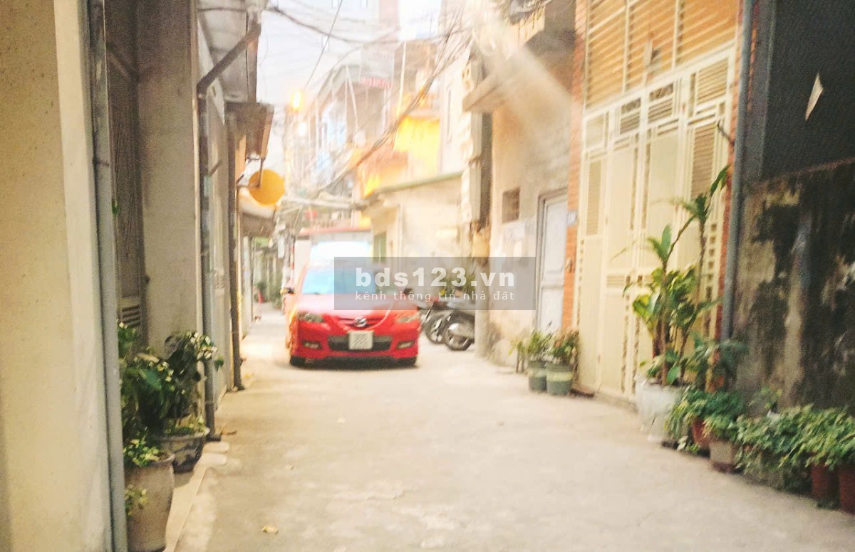 Bán nhà Nguyễn Sơn 8 tỷ, ô tô 16 chỗ gần cụm chung cư Berriver